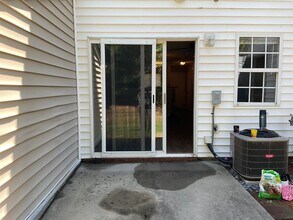 130 Mangum Cir in Mooresville, NC - Building Photo - Building Photo
