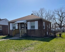 2162 Vermont St in Gary, IN - Building Photo - Building Photo