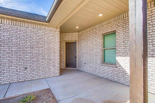 5522 121st St in Lubbock, TX - Foto de edificio - Building Photo