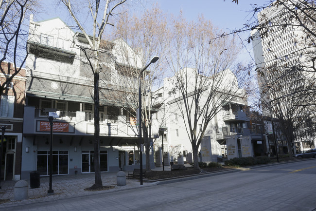 NOMA Flats in Greenville, SC - Foto de edificio - Building Photo