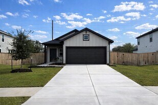 519 Louis Ln in Cove, TX - Building Photo