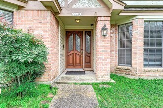 12203 Normont Dr in Houston, TX - Building Photo - Building Photo