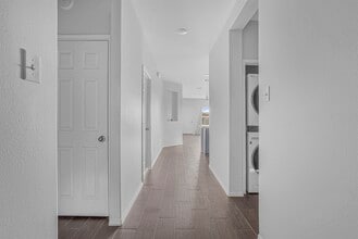 1616 Tesis Drive in Laredo, TX - Building Photo - Building Photo