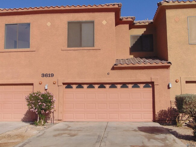 3619 W 22nd St in Yuma, AZ - Foto de edificio - Building Photo
