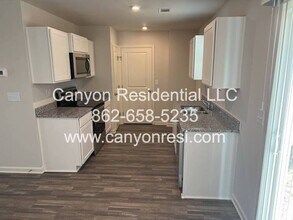 535 Dayspring Dr in Inman, SC - Building Photo - Building Photo