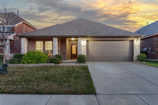 property at 912 Lake Cypress Ln
