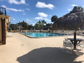 389 S McMullen Booth Rd in Clearwater, FL - Building Photo - Building Photo