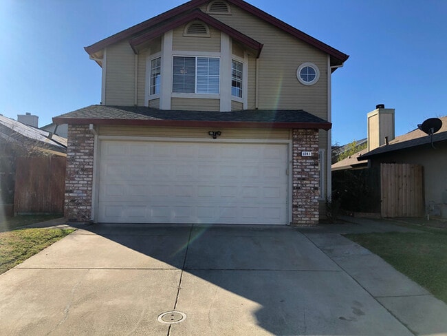 property at 1741 Richard Ct