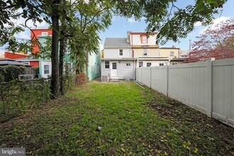 216 Somerset St in Gloucester City, NJ - Foto de edificio - Building Photo