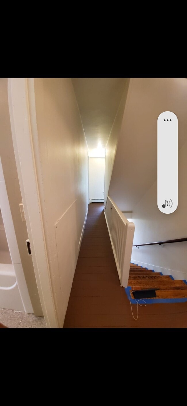 107 Church St 2021, Unit 2021 in Pocono Pines, PA - Foto de edificio - Building Photo