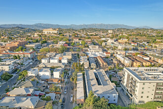 220-238 Roselake ave in Los Angeles, CA - Building Photo - Building Photo