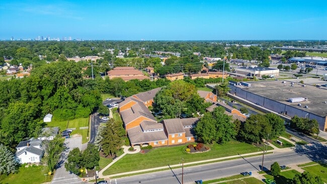 Maplewood Heights in Columbus, OH - Building Photo - Building Photo