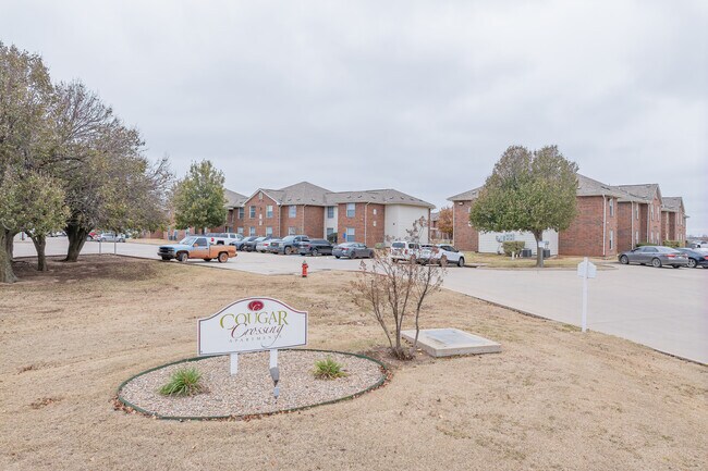 Cougar Crossing Apartments in El Reno, OK - Building Photo - Building Photo