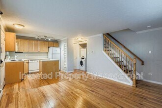 1243 Vine St in Denver, CO - Building Photo - Building Photo