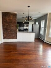 175 Wilson St in Hartford, CT - Building Photo - Building Photo