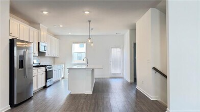 104 Holt Ln in Lawrenceville, GA - Building Photo - Building Photo