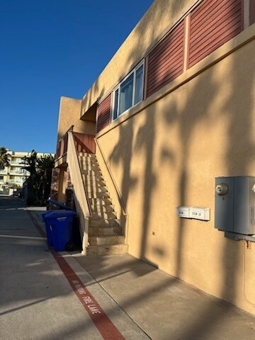 863 Ocean Ln in Imperial Beach, CA - Building Photo