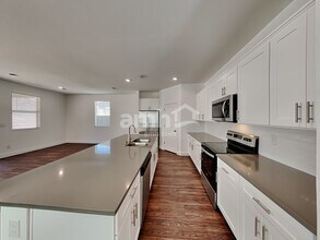 9139 Liberty Cap Ct in Las Vegas, NV - Foto de edificio - Building Photo