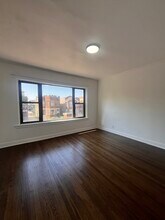 7955 S Elizabeth St in Chicago, IL - Building Photo - Building Photo