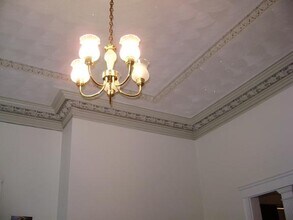 110 Thorndike St, Unit 1F in Cambridge, MA - Building Photo - Building Photo