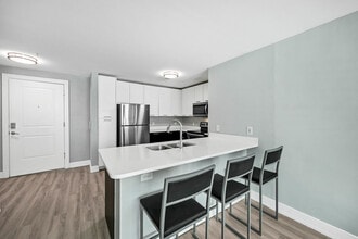 Empire Columbia Apartments in Columbia, SC - Foto de edificio - Building Photo