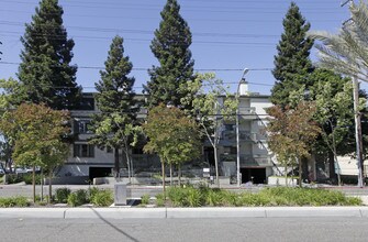 Courtyard Apartments in San Leandro, CA - Building Photo - Building Photo