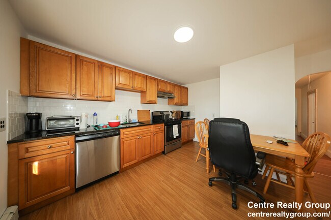 17 Princeton St, Unit 3 in Medford, MA - Building Photo - Building Photo