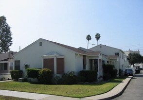618 W Live Oak St in San Gabriel, CA - Building Photo