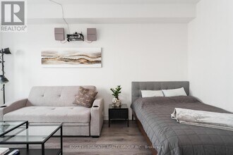 38 Iannuzzi St in Toronto, ON - Building Photo - Building Photo