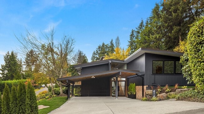 4148 Boulevard Pl in Mercer Island, WA - Building Photo - Building Photo