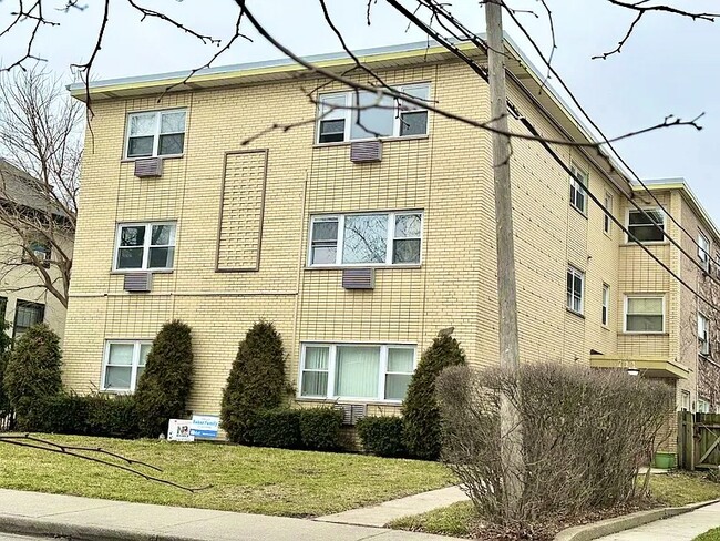 property at 711 Austin St