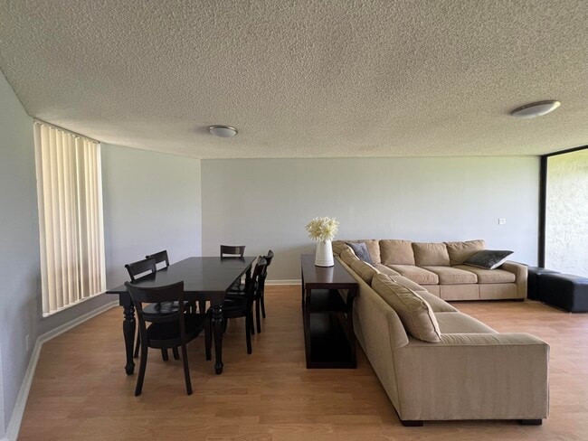 6417 La Costa Dr in Boca Raton, FL - Building Photo - Building Photo