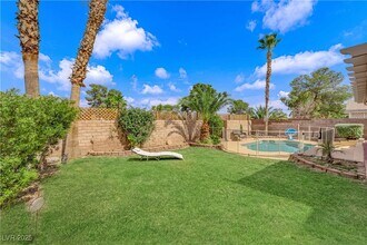 4186 Sandcastle Dr in Las Vegas, NV - Building Photo - Building Photo