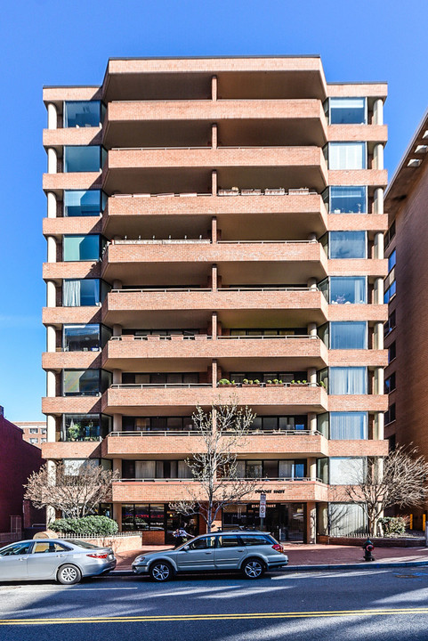 2141 P St NW-Unit -#507 in Washington, DC - Building Photo