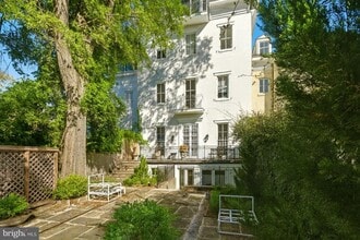 3308 R St NW in Washington, DC - Building Photo - Building Photo
