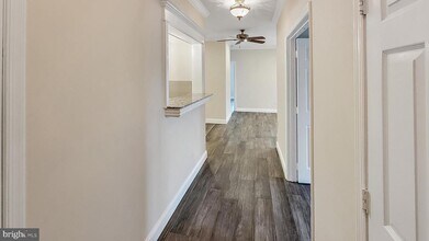 12012 Taliesin Pl-Unit -26 in Reston, VA - Building Photo - Building Photo