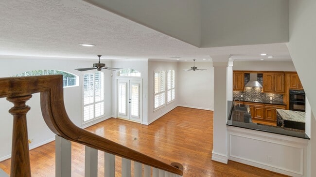 property at 14918 Plantation Oak Dr