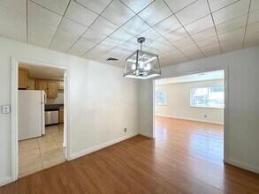 6328 Alta Dr in Las Vegas, NV - Building Photo - Building Photo