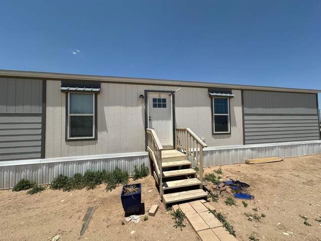 property at 225 2 W Derrick Rd