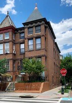 2501 17th St NW in Washington, DC - Building Photo