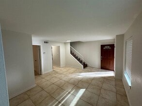 728 Memorial Mews St in Houston, TX - Building Photo - Building Photo