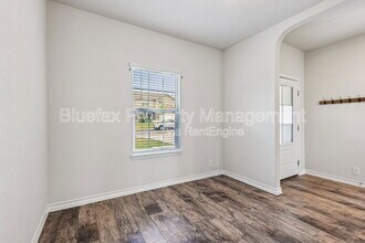 4712 Paluxy Trl in San Antonio, TX - Foto de edificio - Building Photo