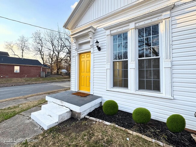 property at 2000 Wilson Ave