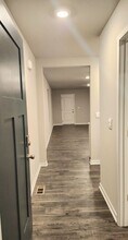 2407 SE Fox Valley Dr in West Des Moines, IA - Building Photo - Building Photo