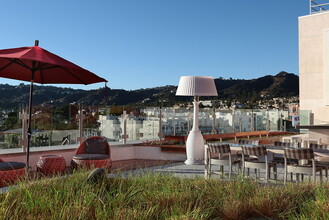 The Huxley in West Hollywood, CA - Building Photo - Building Photo