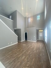 20025 Heritage Point Dr in Tampa, FL - Foto de edificio - Building Photo