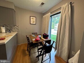 2215 Cartwright Pl in Reston, VA - Building Photo - Building Photo