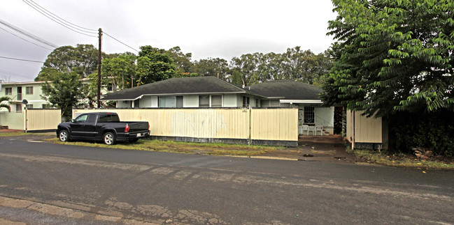 197-199 Lakeview Cir in Wahiawa, HI - Building Photo - Building Photo