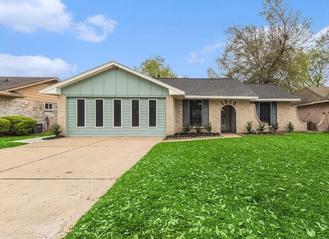 property at 1510 Tarberry Rd