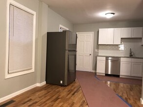 452 Poplar St in New Haven, CT - Building Photo - Building Photo